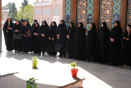 مراسم غبار روبی و عطر افشانی مزار مطهر شهدای گمنام دانشگاه