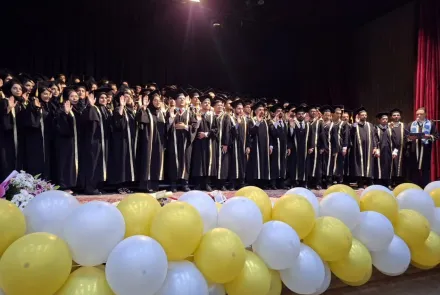 جشن دانش‌آموختگی دانشجویان پزشکی ورودی بهمن ۹۷ 