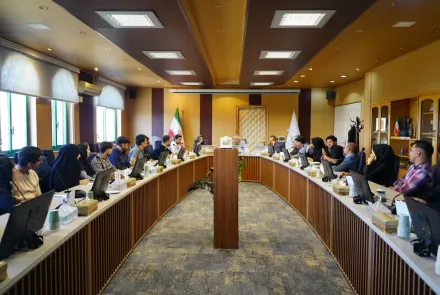 گفت‌وگوی مستقیم دانشجویان با رئیس دانشگاه