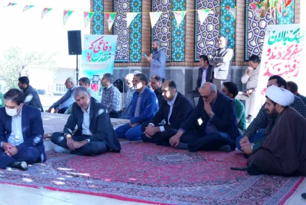 به مناسبت هفته دفاع مقدس، آیین غبارروبی و عطرافشانی مزار شهدای گمنام دانشگاه 