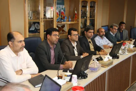 برگزاری نشست رئیس دانشگاه  با فرماندار و مسئولین شهرستان هرند