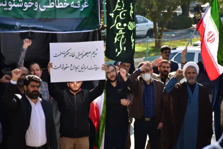 حضور پرشور دانشگاهیان در راهپیمایی ۱۳ آبان