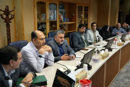 نشست رئیس دانشگاه با نماینده مردم شریف شهرستان‌های نطنز، بادرود و قمصر