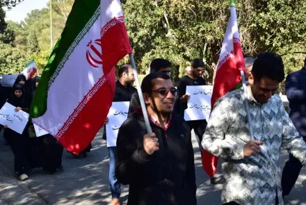 حضور پرشور دانشگاهیان در راهپیمایی ۱۳ آبان