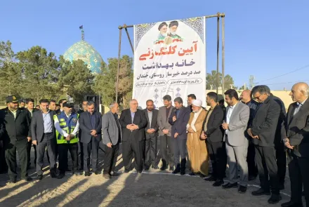 آیین کلنگ‌زنی خانه بهداشت جندان در شهرستان ورزنه