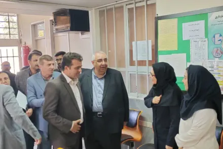 بازدید رئیس دانشگاه از پروژه‌های عمرانی شبکه بهداشت و درمان شهرستان دهاقان