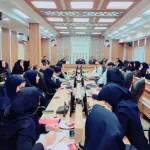 نشست رییس دانشگاه با کارکنان مراکز آموزشی درمانی امین و  کودکان حضرت امام‌حسین(ع)