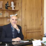 دکتر میناییان رئیس دانشکده داروسازی و علوم دارویی دانشگاه