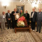 دیدار صمیمی رئیس دانشگاه با پزشک پیشکسوت دکتر مهدی اذانی